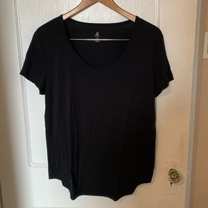 Black Athletic Short-Sleeve